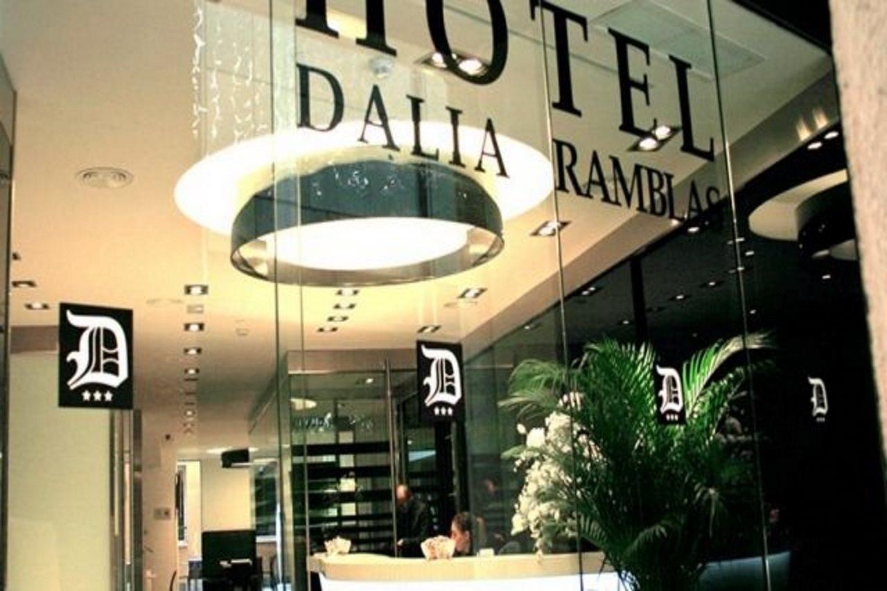 ホテル ダリア ランブラス バルセロナ エクステリア 写真